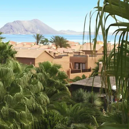 Tatil Evi Family 1 Bedroom With Pool View 2 - Oasis Duna Corralejo